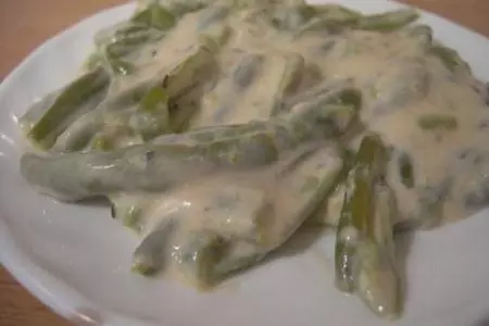 Стручковая фасоль в сырном соусе