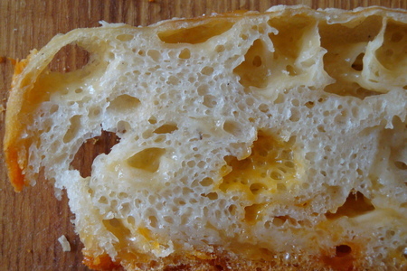 Фото к рецепту: Сырный хлеб . минимум ингредиентов и работы-супер результат!