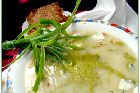Фото к рецепту: Весенний суп "милая парочка - черемша да спáржечка"