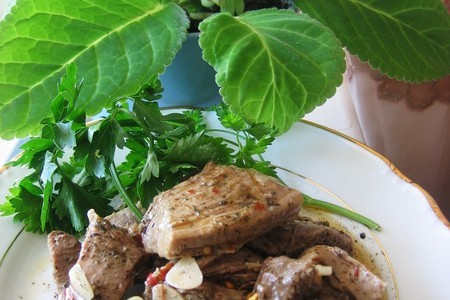 Фото к рецепту: Мясо или язык маринованные