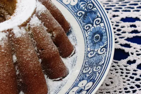 "banana cake"