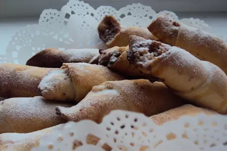 Хрустящие рогалики с орехами