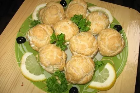 Булочки заварные с лососем