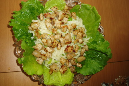 Фото к рецепту: Салат с свининой и фасолью