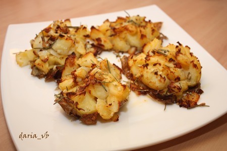 Картофель, сваренный и запеченный в духовке