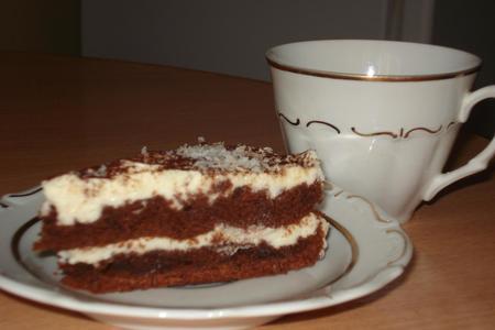 Шоколадный пирог с цуккини со сливочным кремом (вариант)