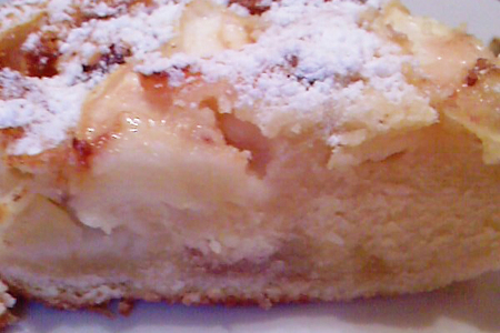 Фото к рецепту: Простой пирог с яблоками