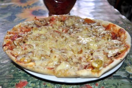Рецепт теста для настоящей итальянской пиццы! и собственно сама пицца!