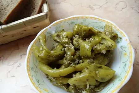 Острая закуска из перцев по армянский