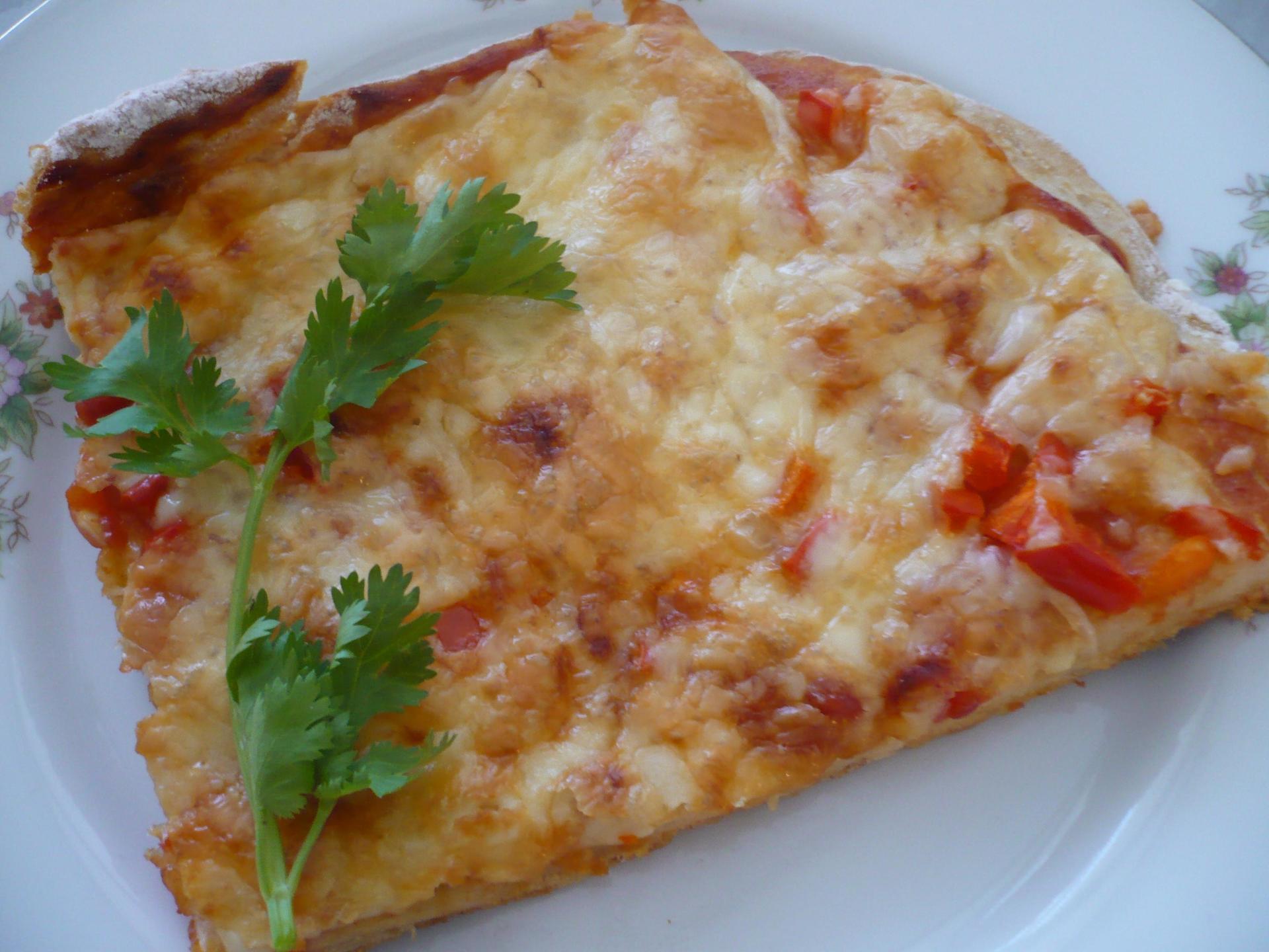 Домашняя пицца на скорую руку