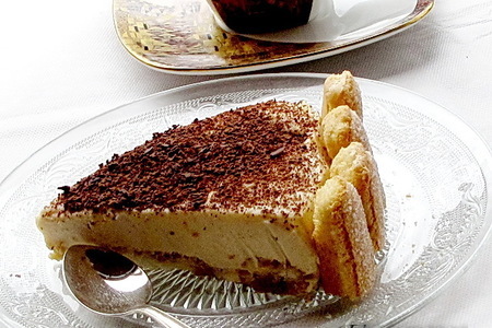 Шарлотка с маскарпоне (десерт в стиле тирамису)