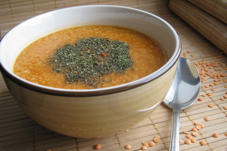 Фото к рецепту: "суп невестки эзо" - чечевичный.