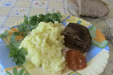 Простые и полезные печёночные блинчики с овсяными хлопьями.