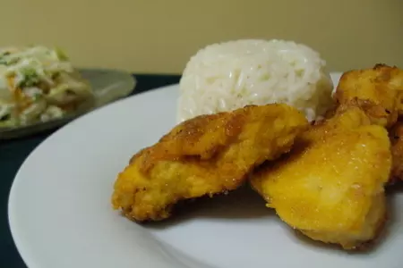 Куриные наггетсы, замаринованные в яйце и чесноке