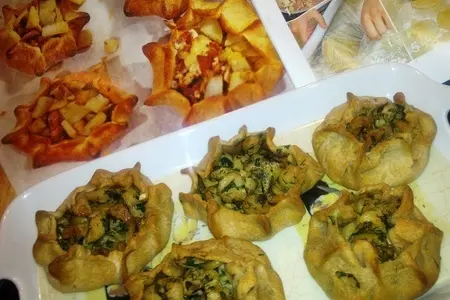 Колядки из ржаной муки с индейкой по-мароккански