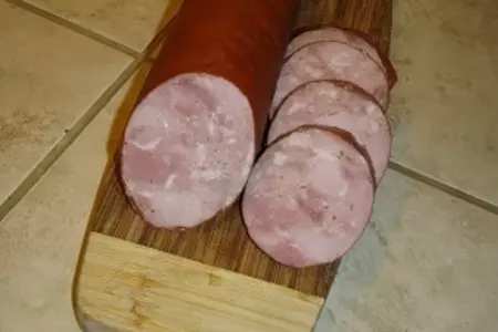 Польская ветчинная колбаса