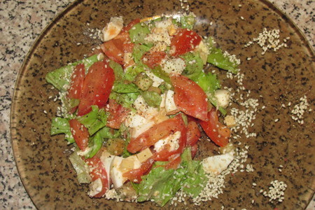Фото к рецепту: "вечерок" овощной  салат из того что было)