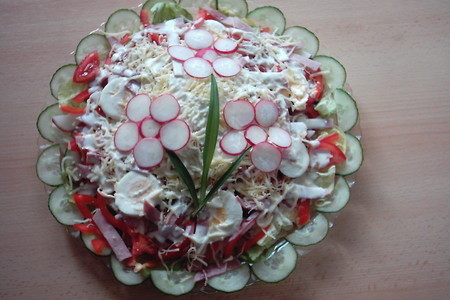 Фото к рецепту: Цветной салат