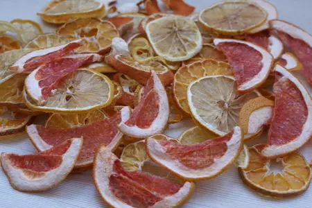 Сушенные мандарины, лимоны, грейпфруты : s