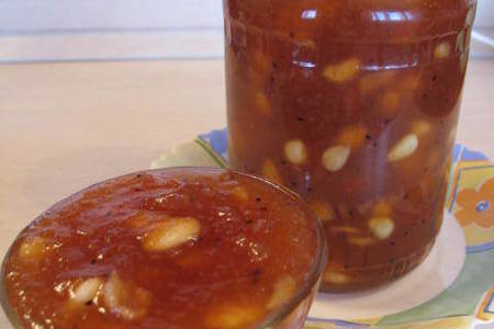 Фото к рецепту: Фруктовый джем  с абрикосовыми косточками  или домашнии заготовки племени хунза.