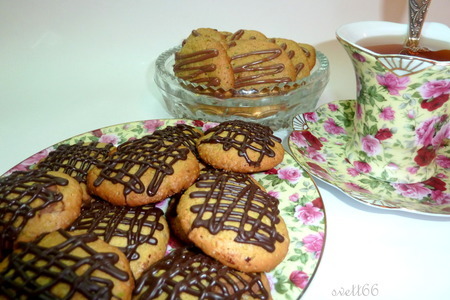 Фото к рецепту: Фисташковое печенье с шоколадом