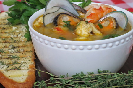 По мотивам французского рыбного супа "буйабес - bouillabaisse"