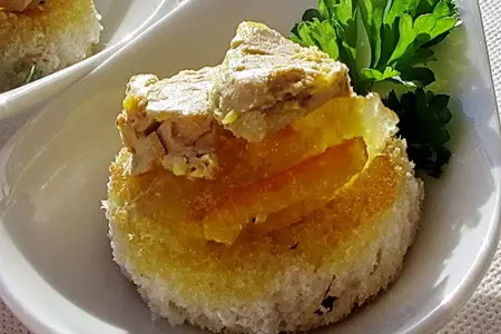 Крутоны с фуа-гра и апельсиновым конфитюром