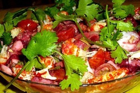 Салат с раковыми шейками