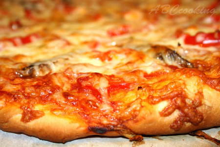 Фото к рецепту: Пицца за 30 минут