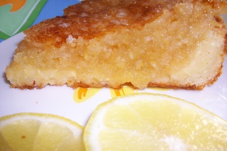 Фото к рецепту: Творожный пирог с яблоками и лимоном.