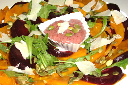 Салат из тыквы и свеклы "ассорти вкусов"