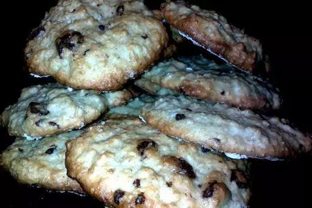 Овсяные печенюшки с шоколадкой