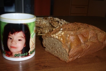 Фото к рецепту: Цельно-зерновой полезный хлеб