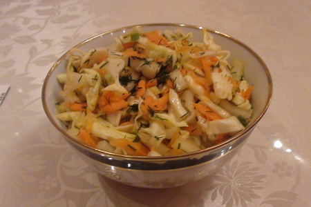 Фото к рецепту: Капустный салатик