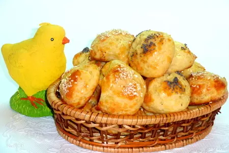 Заварные шарики с моцареллой "на зубок"